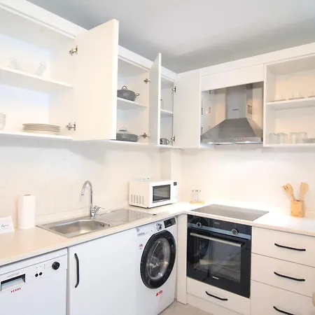 Brand New With Bedroom & Office Daire İstanbul